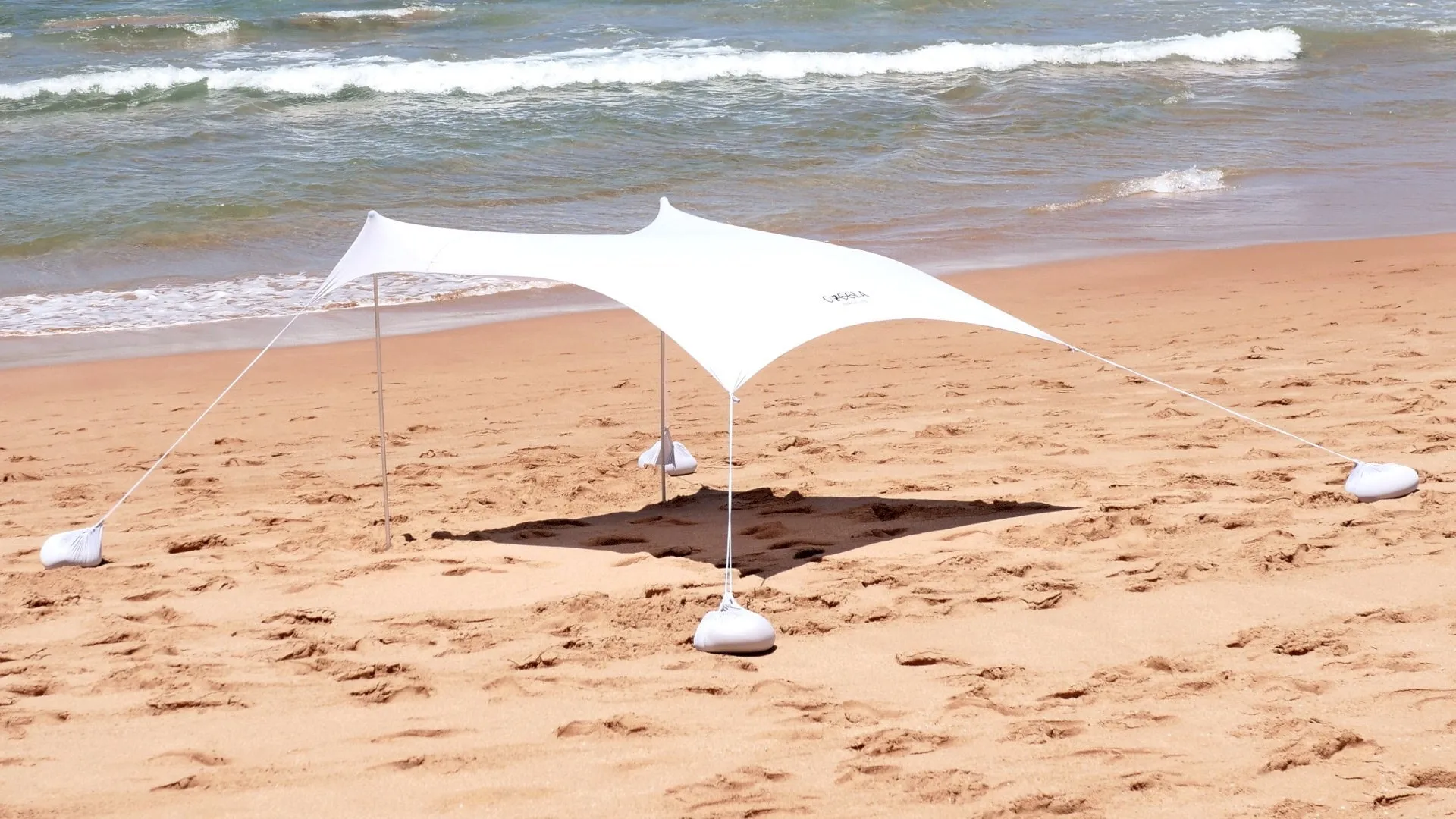 Family Wave Break Beach Tent